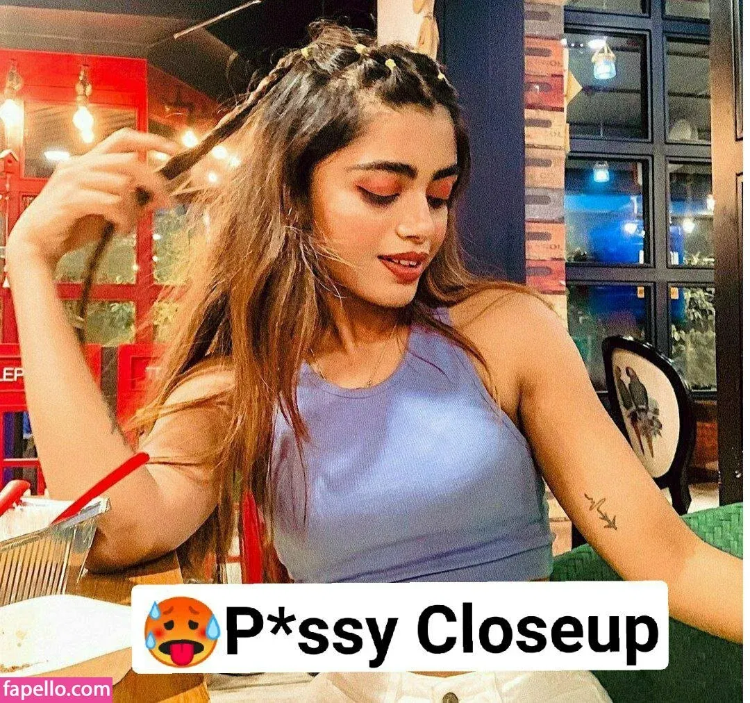 Simi Das Onlyfans Photo Gallery 