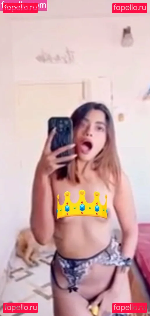 Simi Das Onlyfans Photo Gallery 