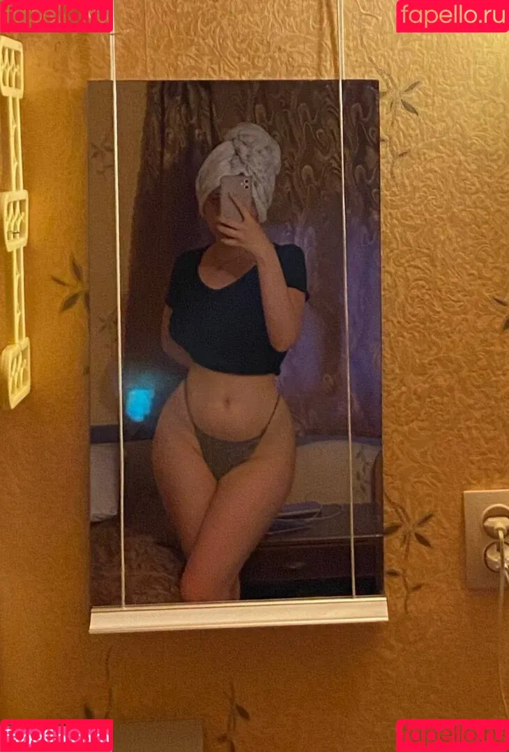 katrlvinaa Onlyfans Photo Gallery 