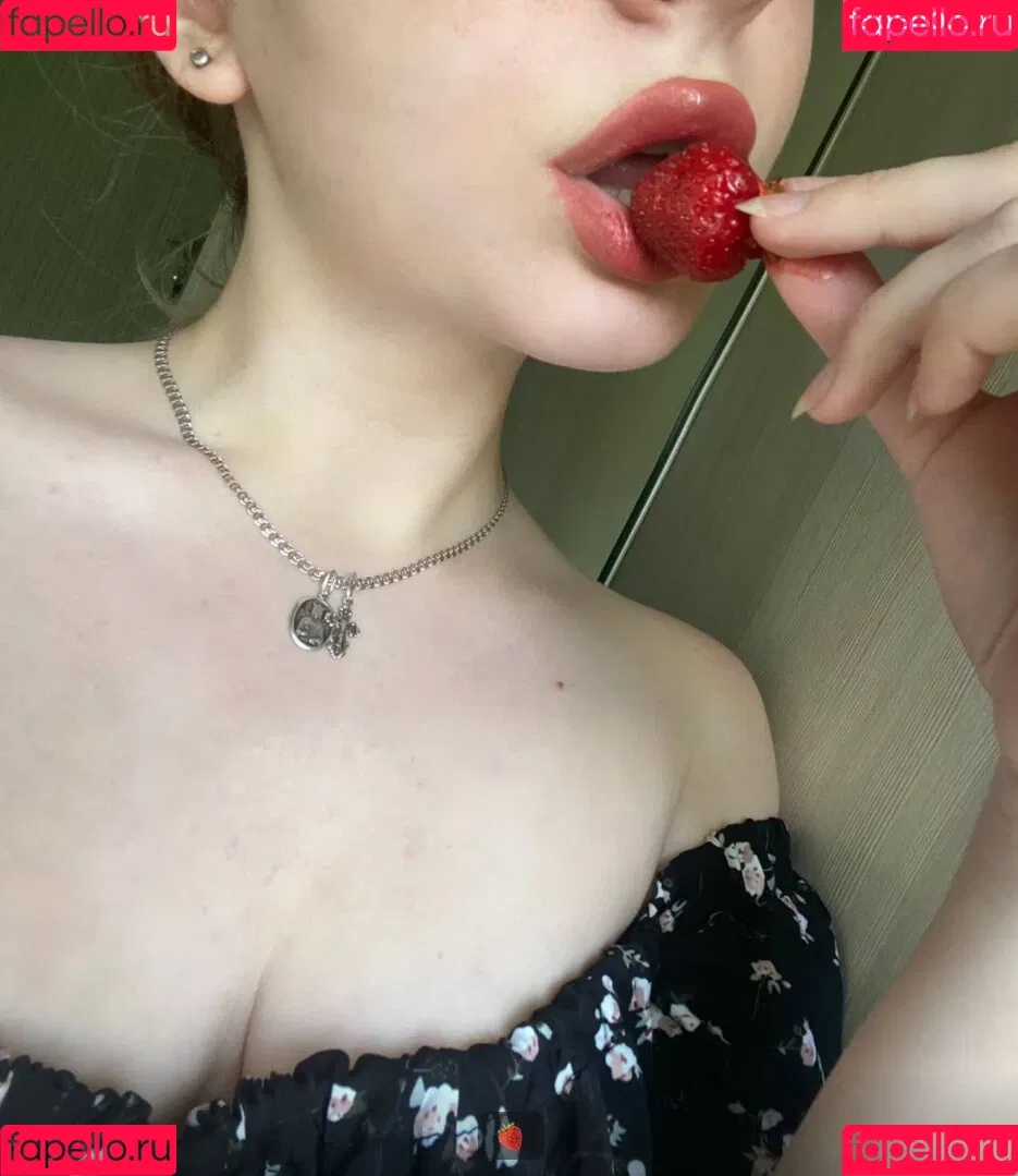 katrlvinaa Onlyfans Photo Gallery 