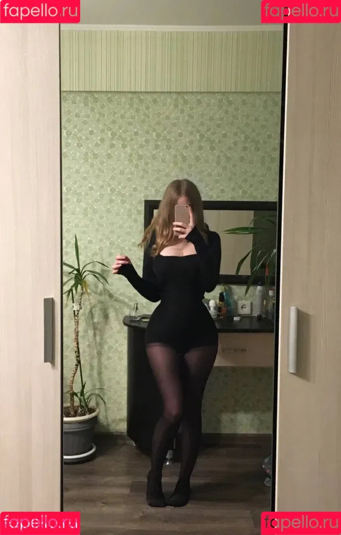 katrlvinaa Onlyfans Photo Gallery 