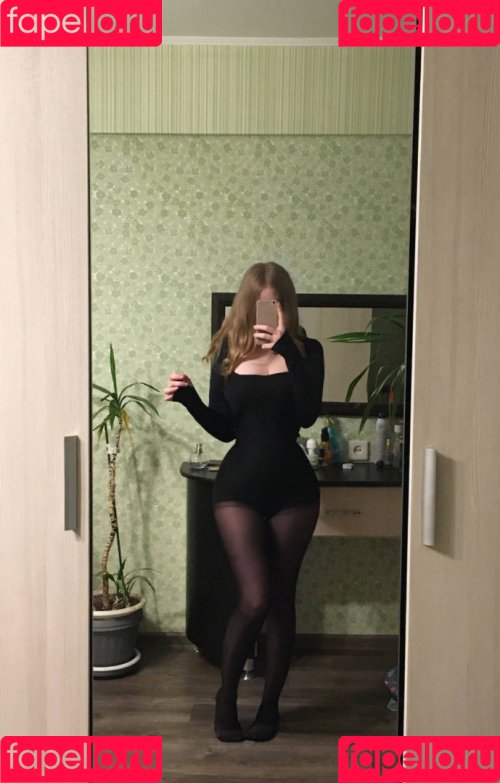 katrlvinaa Onlyfans Photo Gallery 