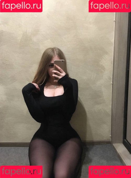 katrlvinaa Onlyfans Photo Gallery 