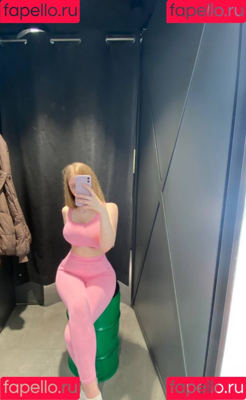 katrlvinaa Onlyfans Photo Gallery 