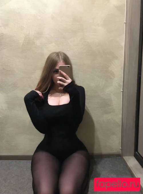 katrlvinaa Nude Onlyfans Photo 24