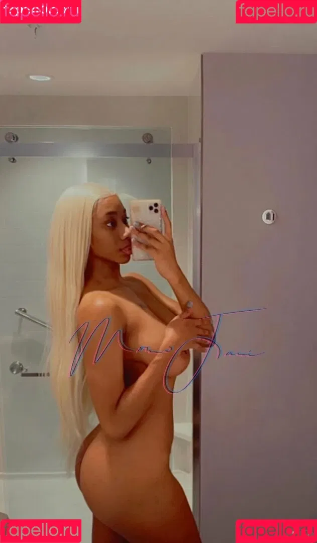 womanflo Onlyfans Photo Gallery 