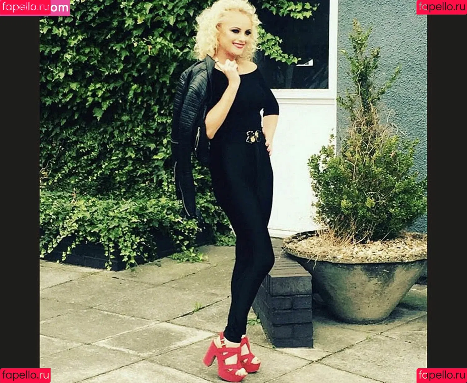 Katie McGlynn Onlyfans Photo Gallery 