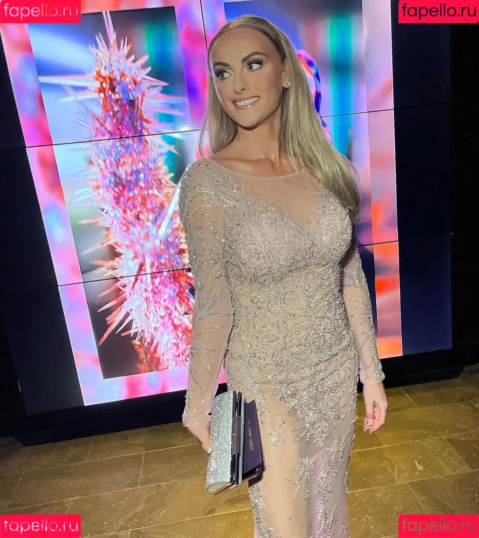 Katie McGlynn Onlyfans Photo Gallery 