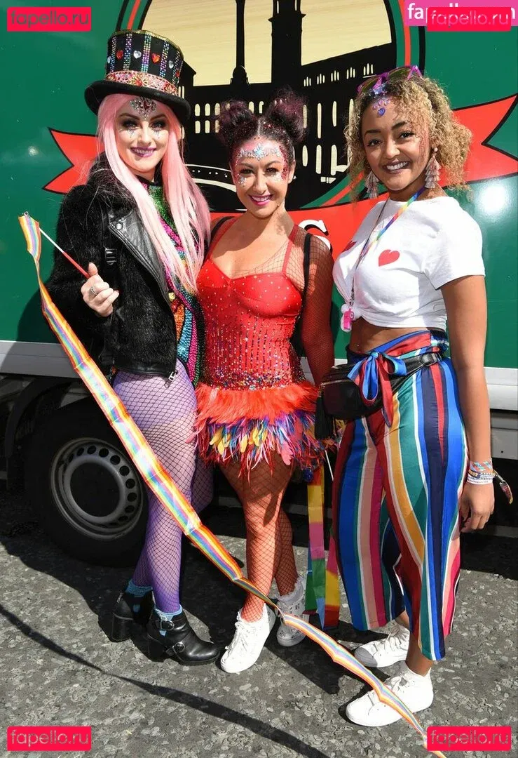 Katie McGlynn Onlyfans Photo Gallery 