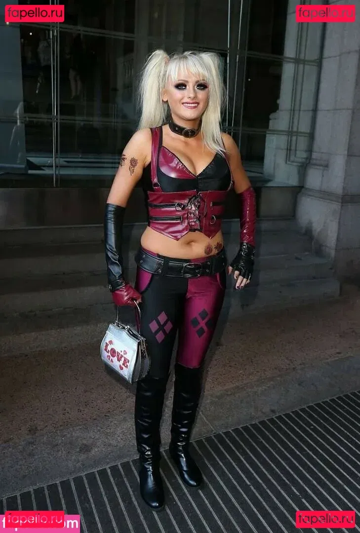 Katie McGlynn Onlyfans Photo Gallery 