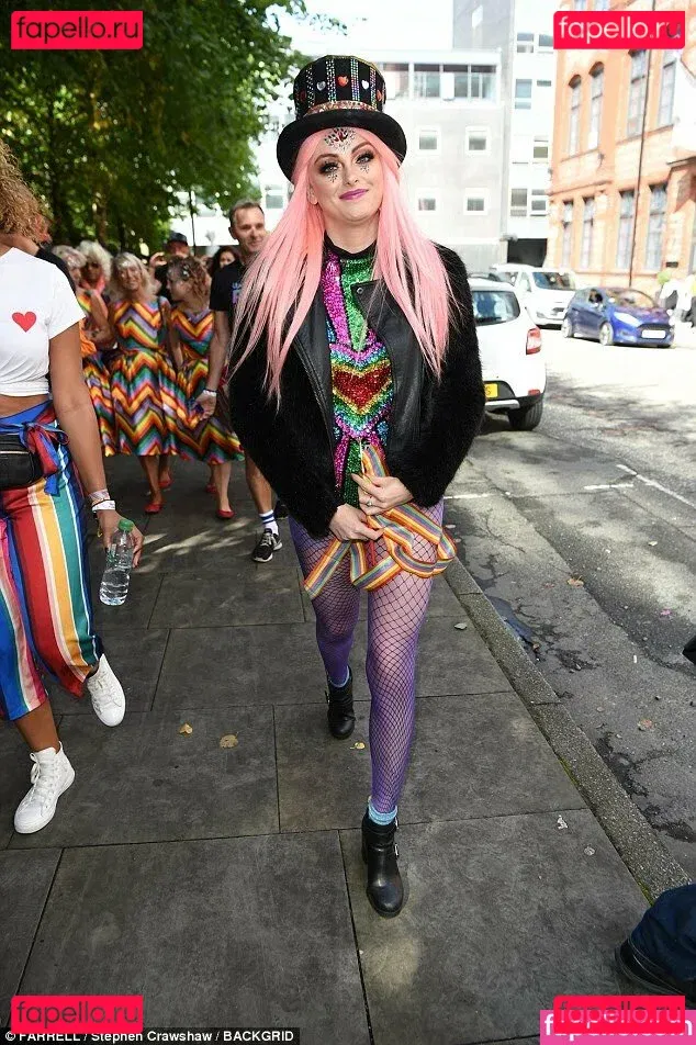 Katie McGlynn Onlyfans Photo Gallery 