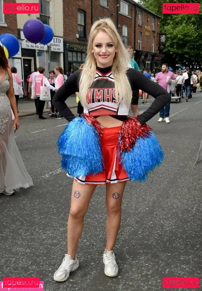 Katie McGlynn Onlyfans Photo Gallery 