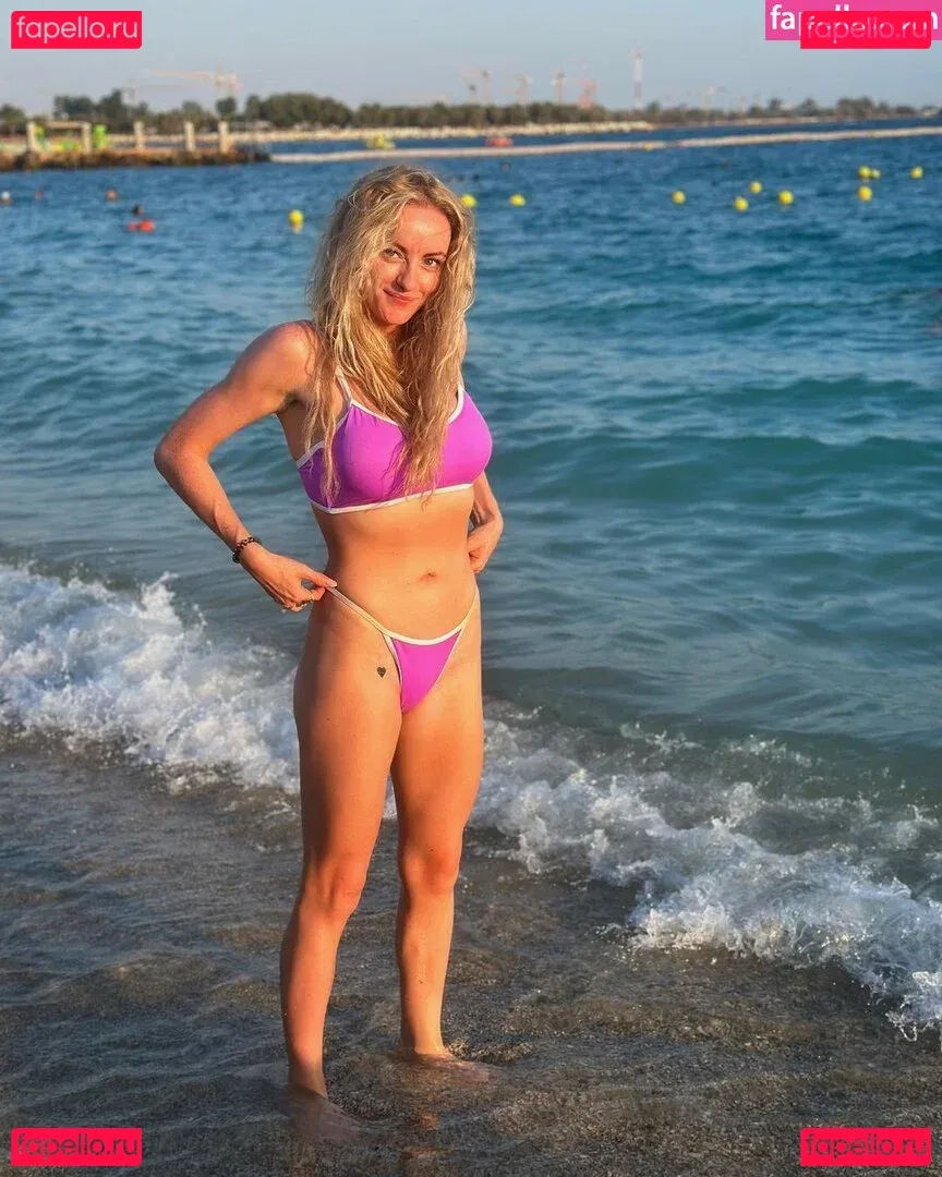 Katie McGlynn Onlyfans Photo Gallery 