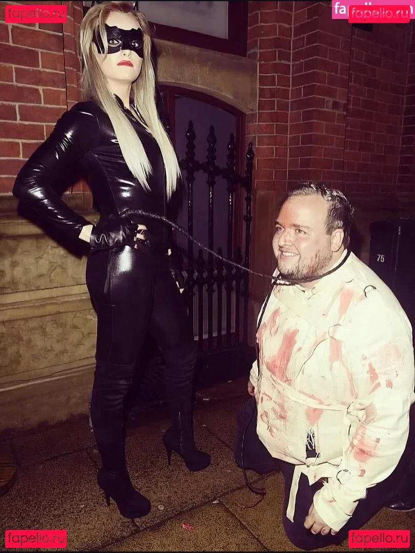 Katie McGlynn Onlyfans Photo Gallery 