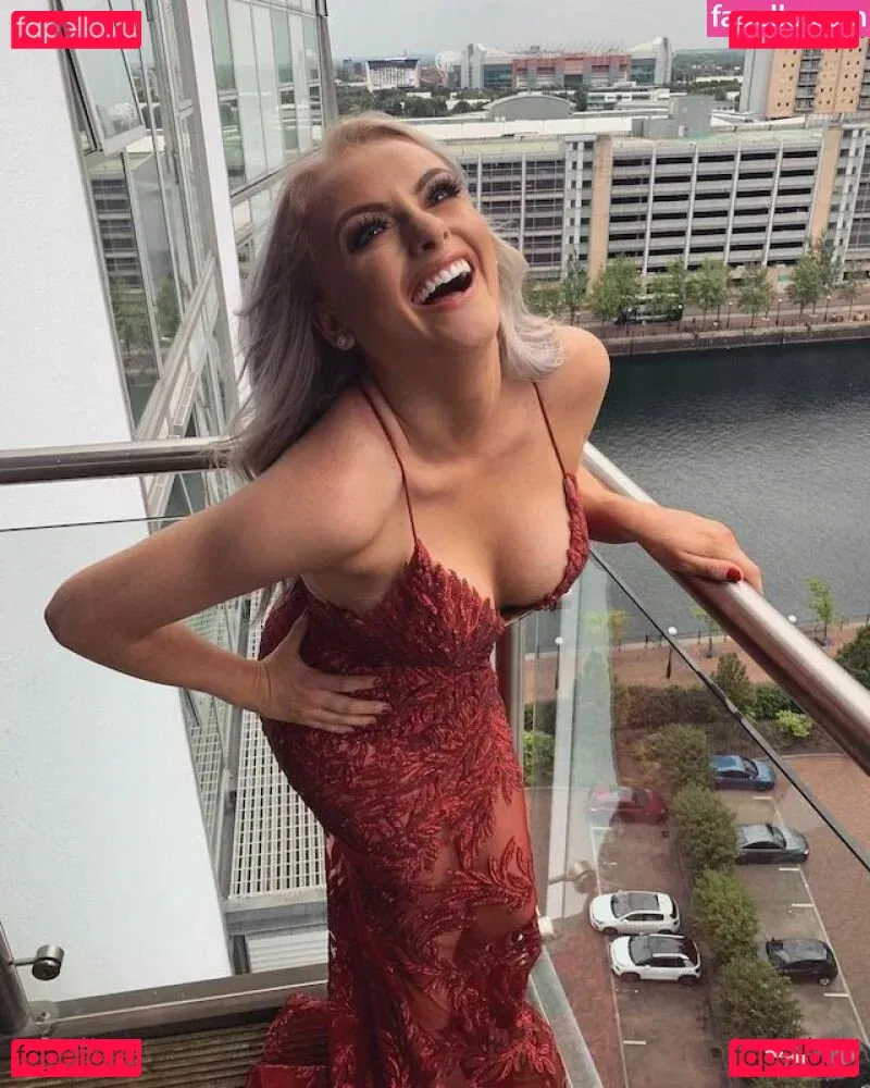 Katie McGlynn Onlyfans Photo Gallery 