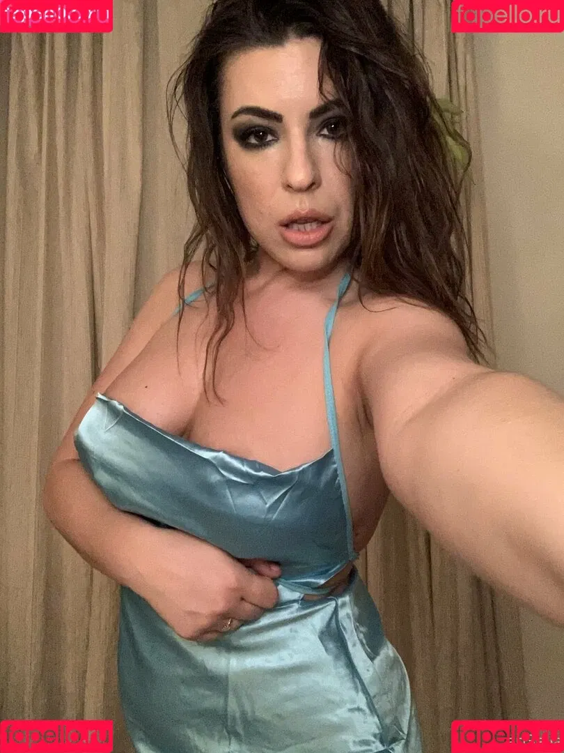 officiallyemmyjames Onlyfans Photo Gallery 