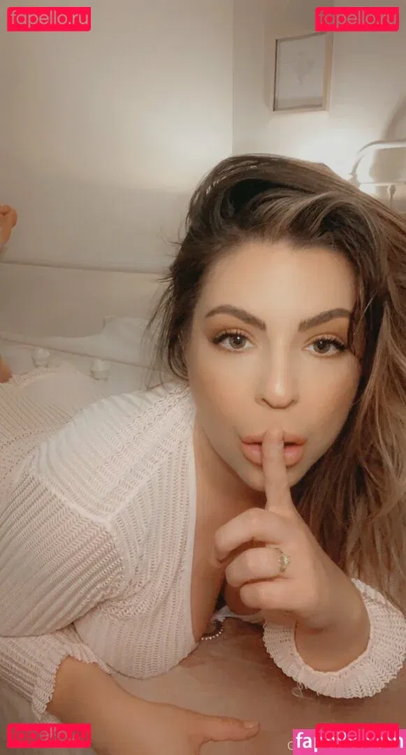 officiallyemmyjames Onlyfans Photo Gallery 