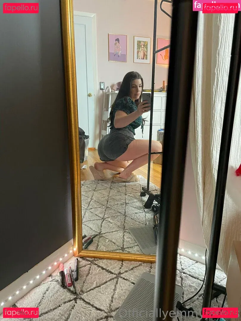 officiallyemmyjames Onlyfans Photo Gallery 