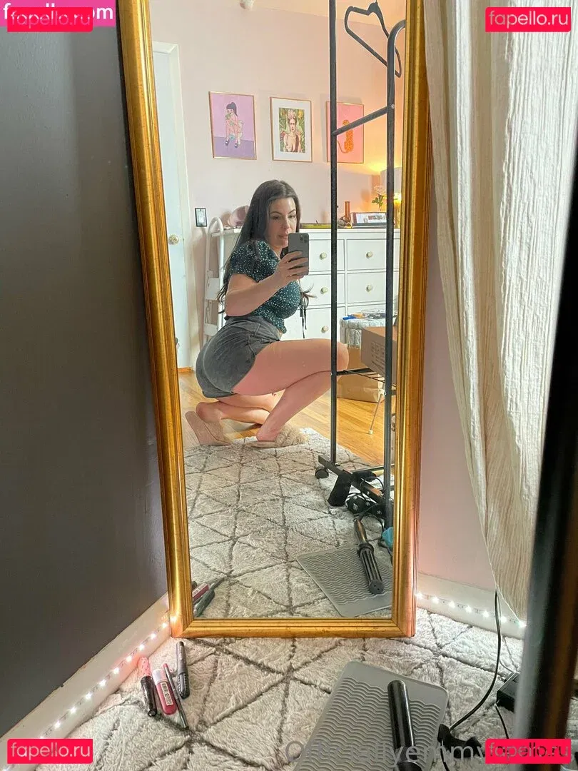 officiallyemmyjames Onlyfans Photo Gallery 