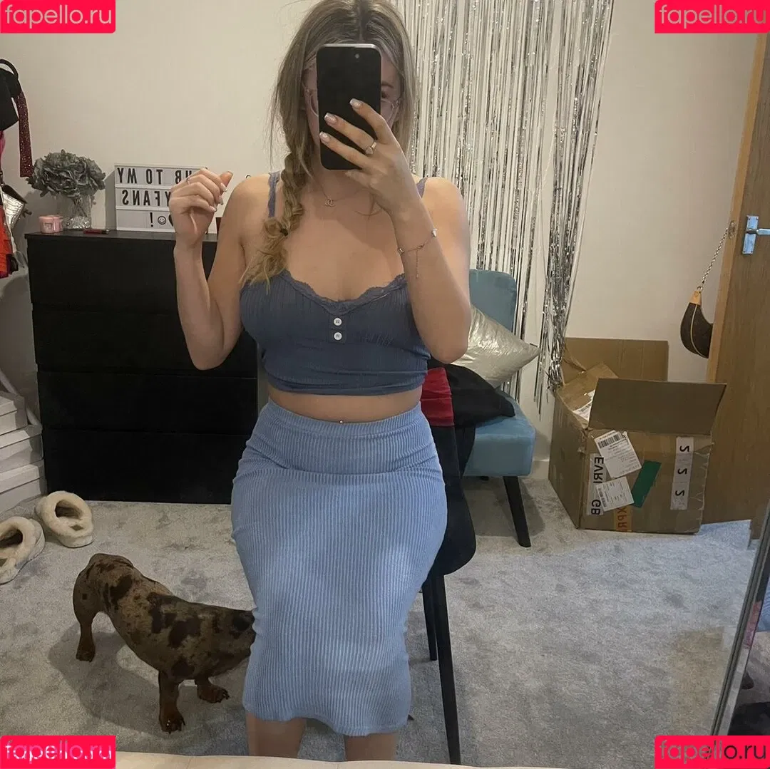 Esme Alicia Onlyfans Photo Gallery 
