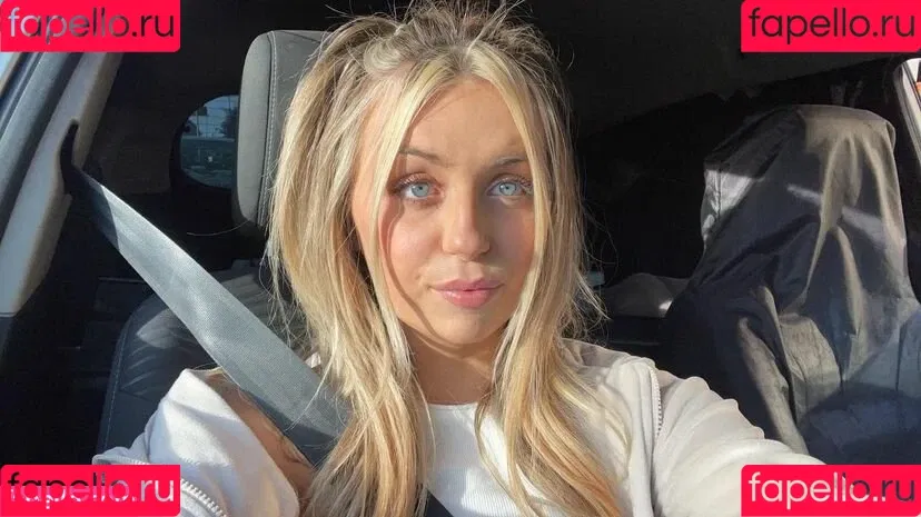 Esme Alicia Onlyfans Photo Gallery 