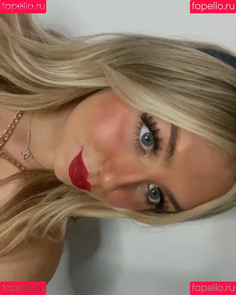 Esme Alicia Onlyfans Photo Gallery 
