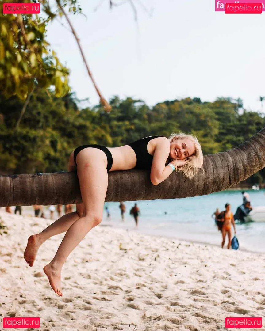 Nienke Helthuis Onlyfans Photo Gallery 