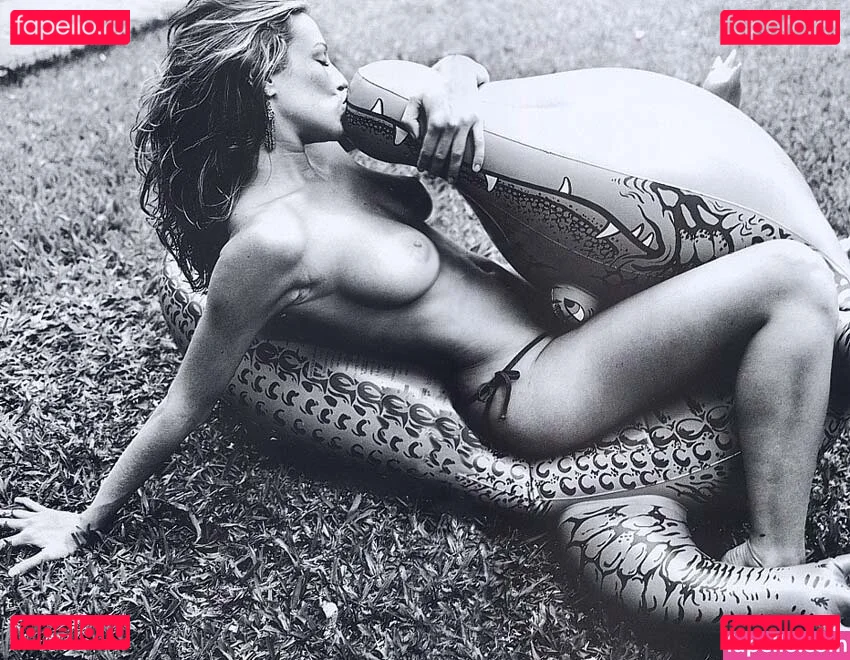 Luana Piovani Onlyfans Photo Gallery 