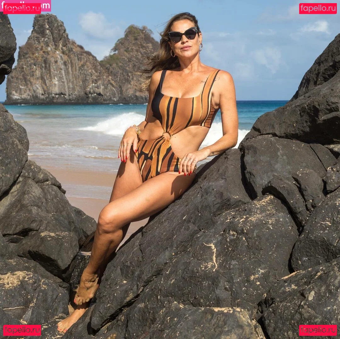 Luana Piovani Onlyfans Photo Gallery 