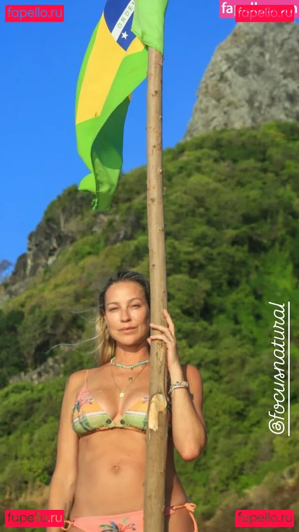 Luana Piovani Onlyfans Photo Gallery 