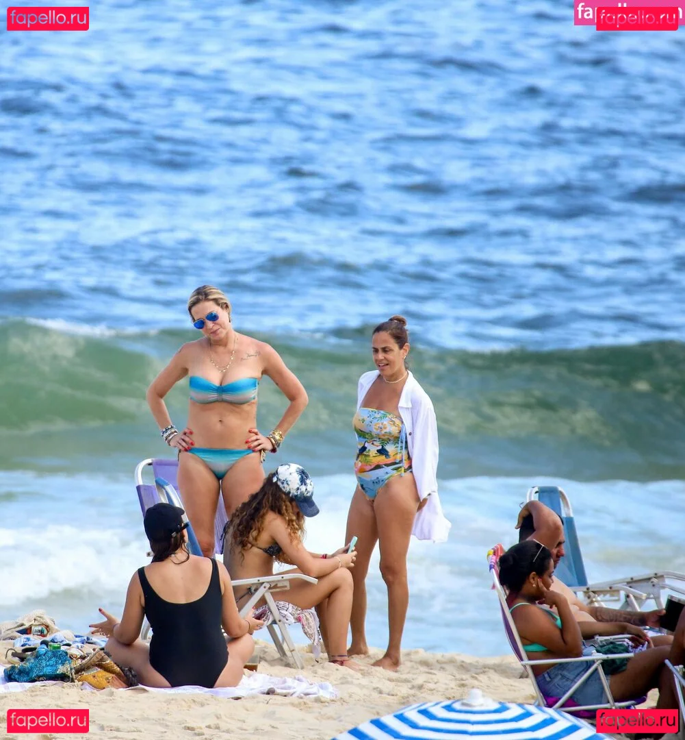 Luana Piovani Onlyfans Photo Gallery 