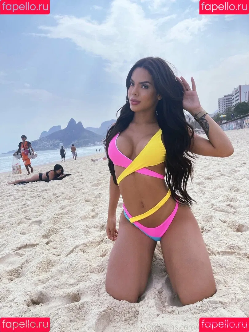 emillivalentina Onlyfans Photo Gallery 