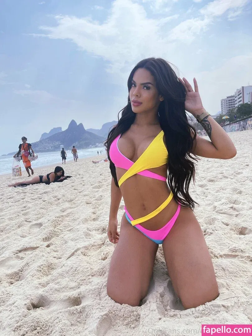 emillivalentina Onlyfans Photo Gallery 