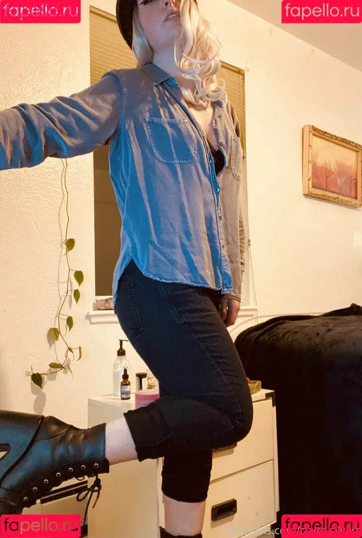 claire.silversfree Onlyfans Photo Gallery 