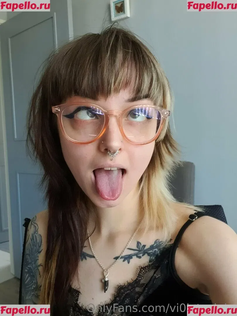 vi0let_night Onlyfans Photo Gallery 