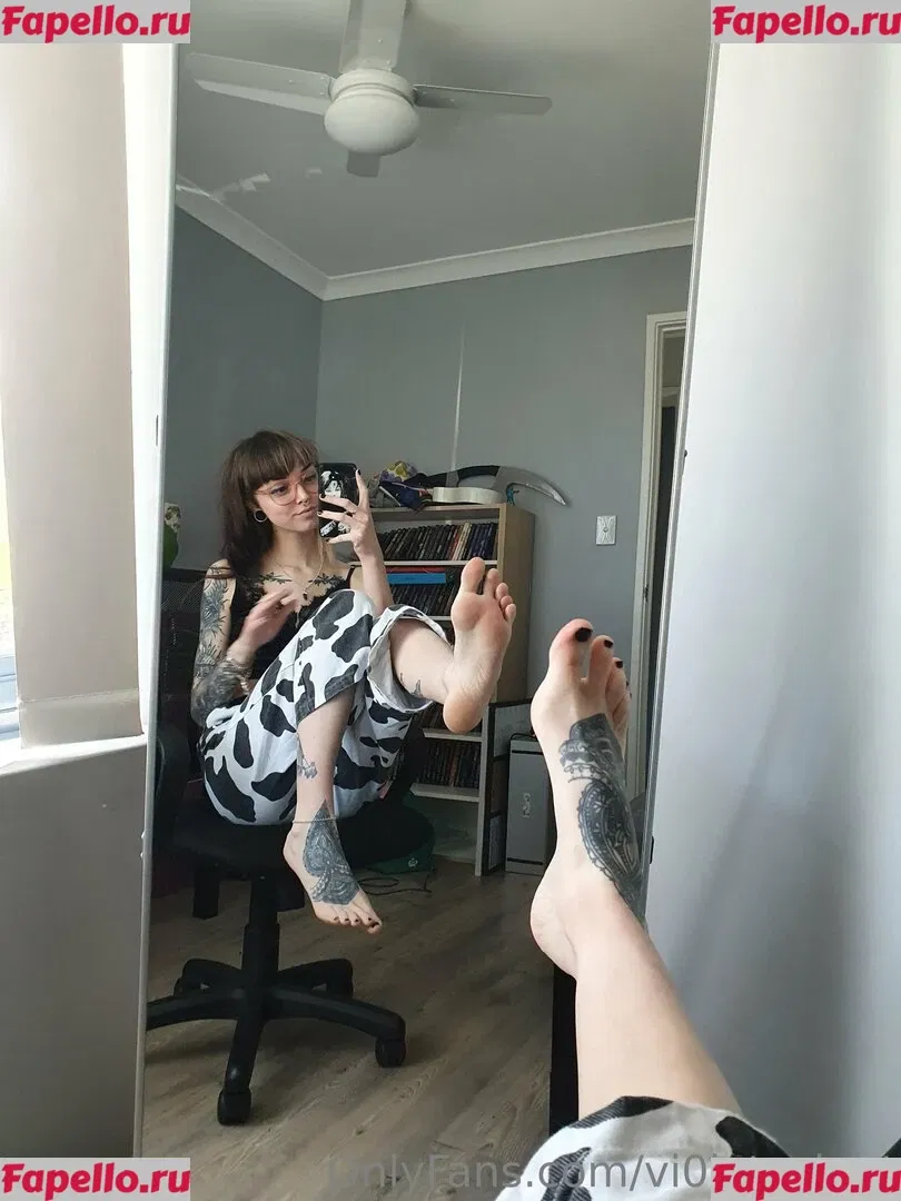 vi0let_night Onlyfans Photo Gallery 