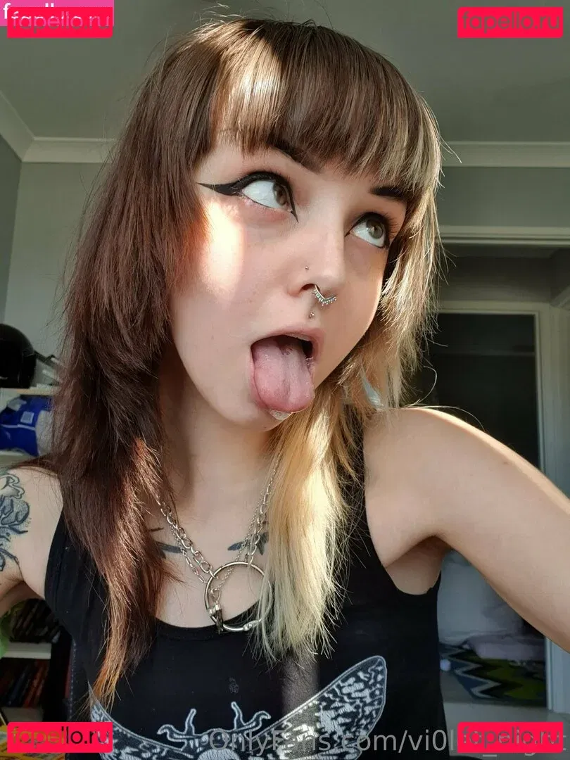 vi0let_night Onlyfans Photo Gallery 