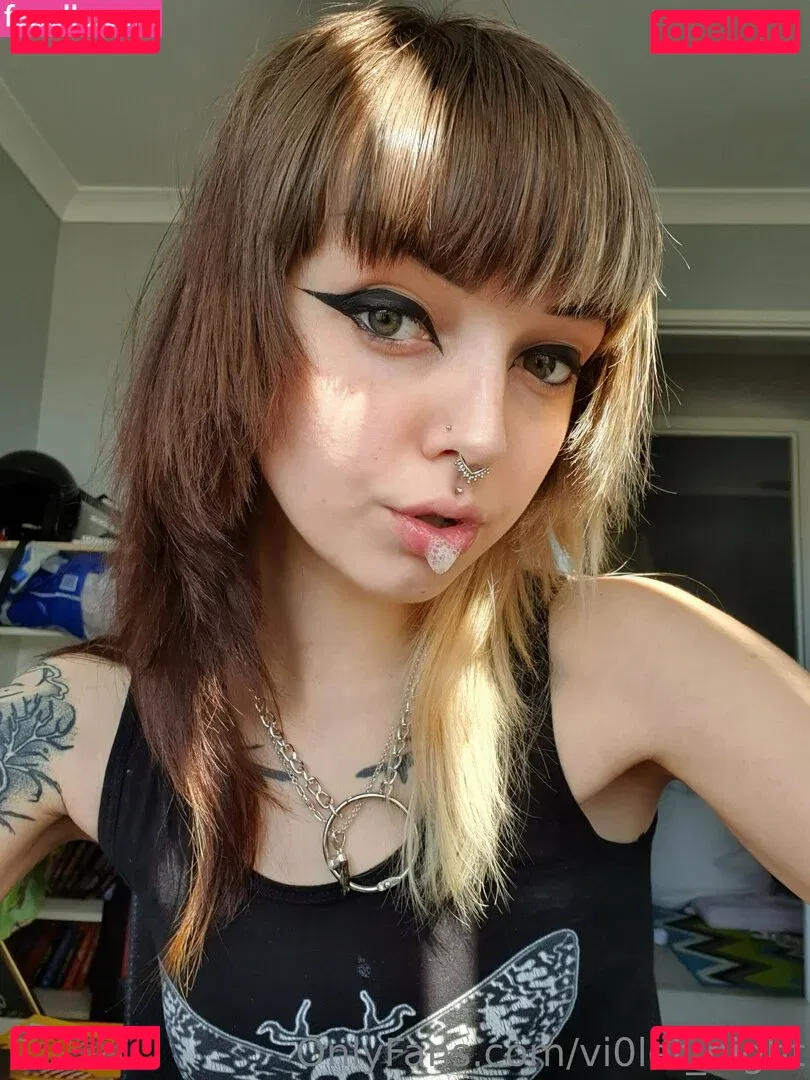 vi0let_night Onlyfans Photo Gallery 