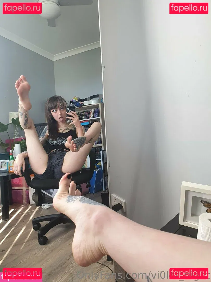 vi0let_night Onlyfans Photo Gallery 