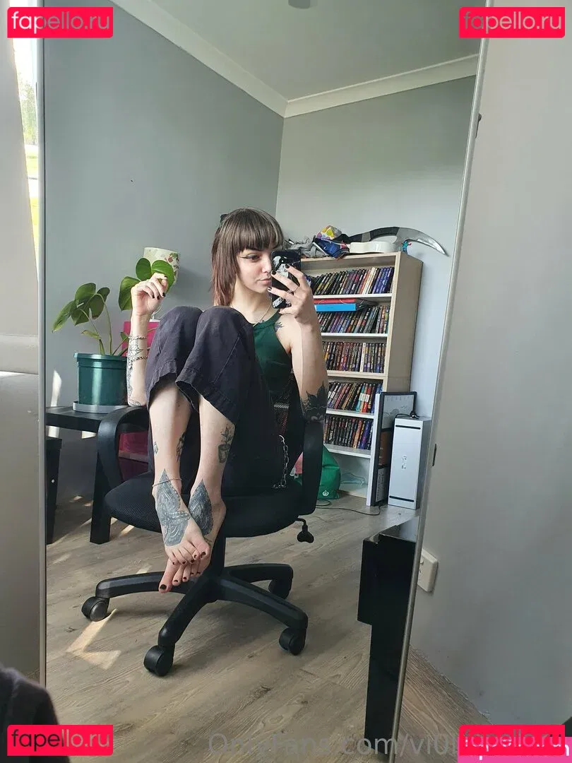 vi0let_night Onlyfans Photo Gallery 