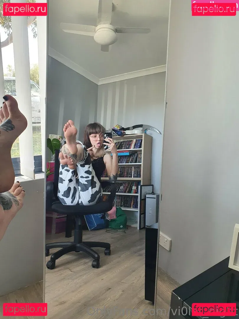 vi0let_night Onlyfans Photo Gallery 