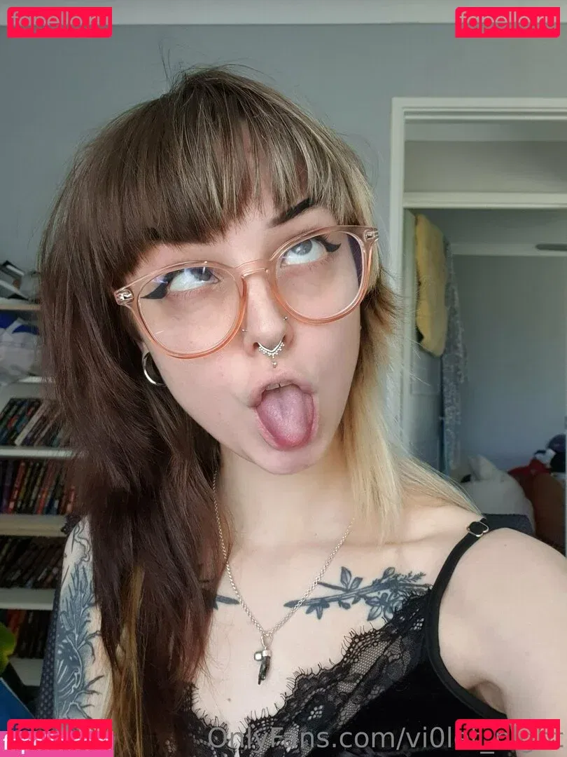 vi0let_night Onlyfans Photo Gallery 