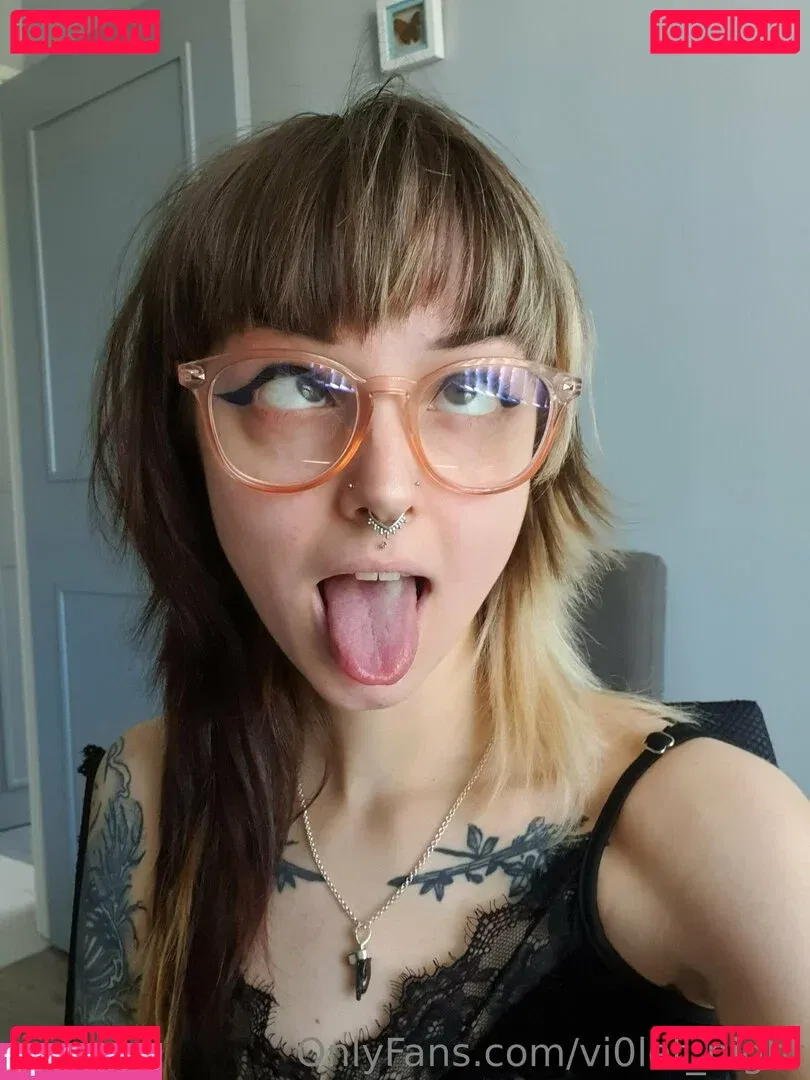 vi0let_night Onlyfans Photo Gallery 