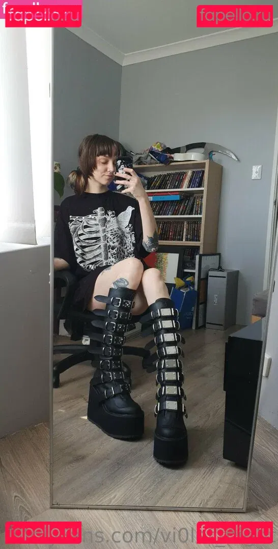 vi0let_night Onlyfans Photo Gallery 