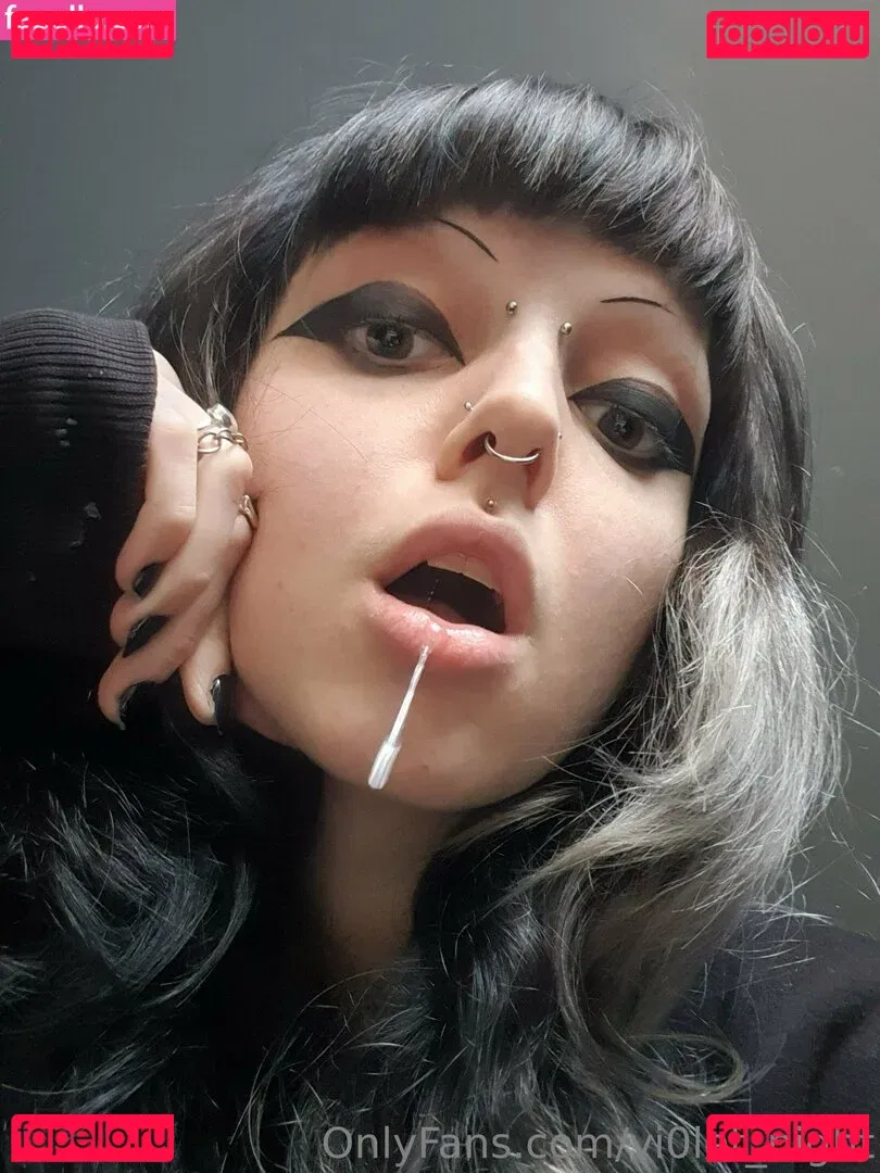 vi0let_night Onlyfans Photo Gallery 