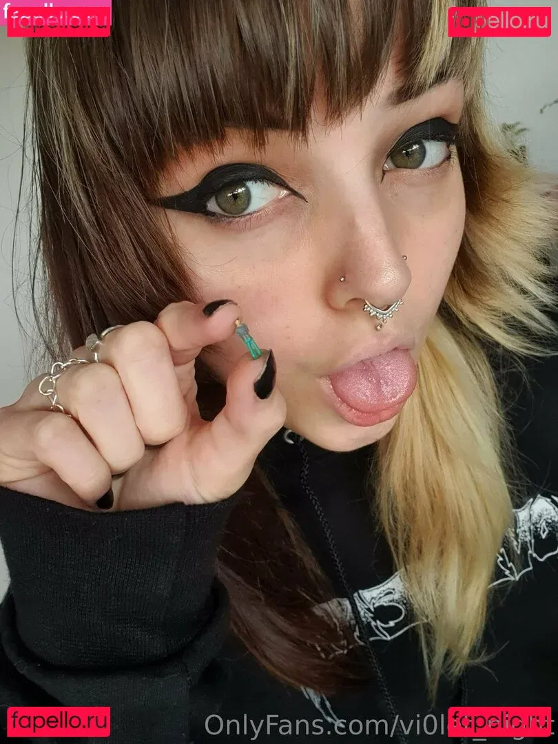 vi0let_night Onlyfans Photo Gallery 