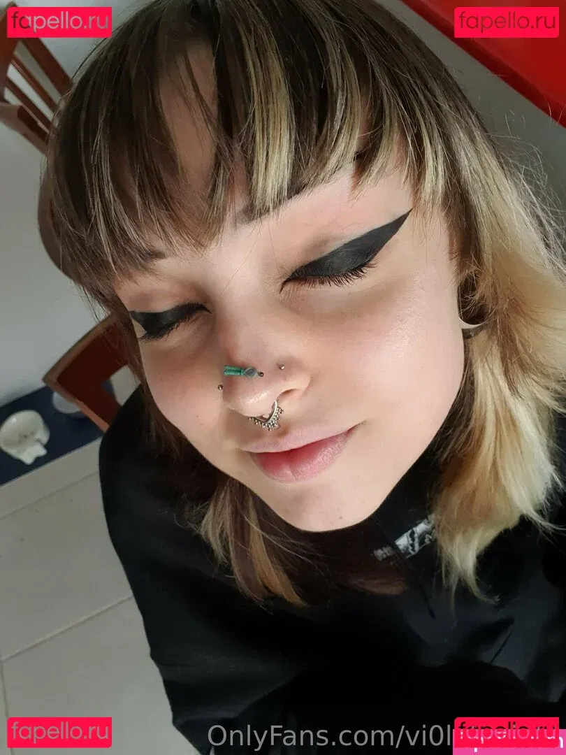 vi0let_night Onlyfans Photo Gallery 