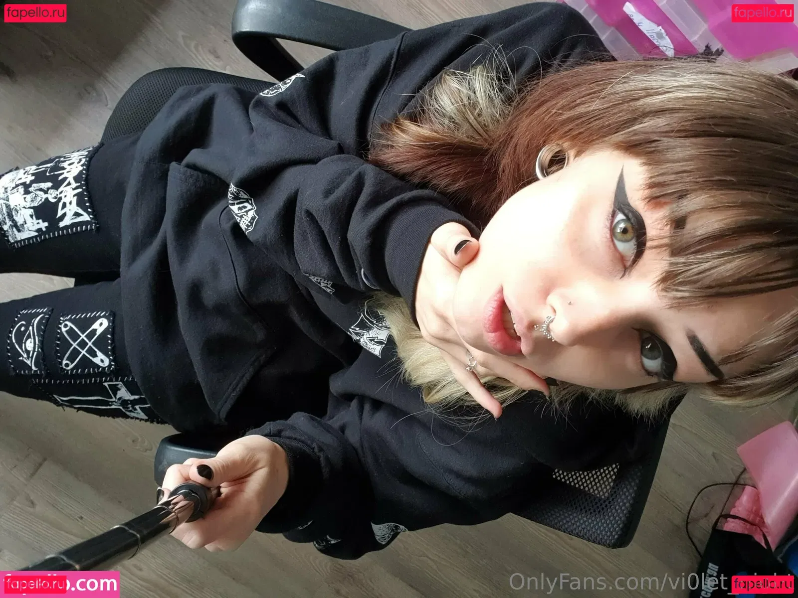 vi0let_night Onlyfans Photo Gallery 