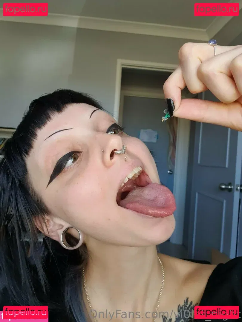 vi0let_night Onlyfans Photo Gallery 