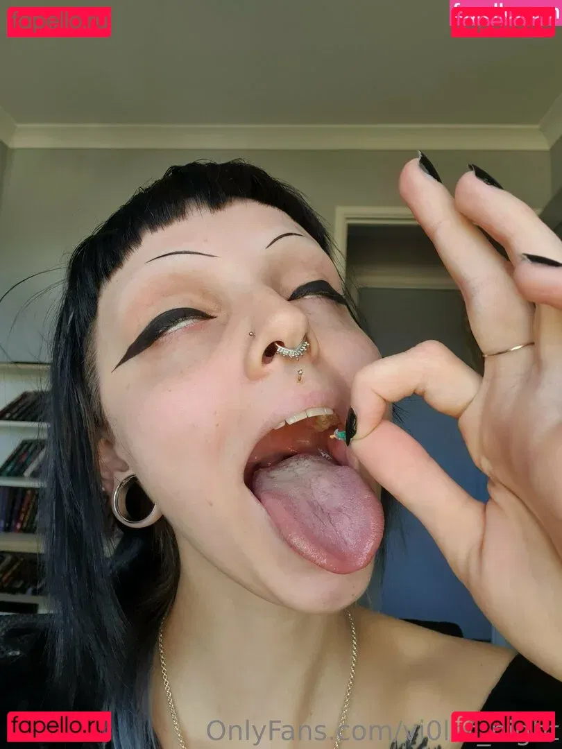 vi0let_night Onlyfans Photo Gallery 